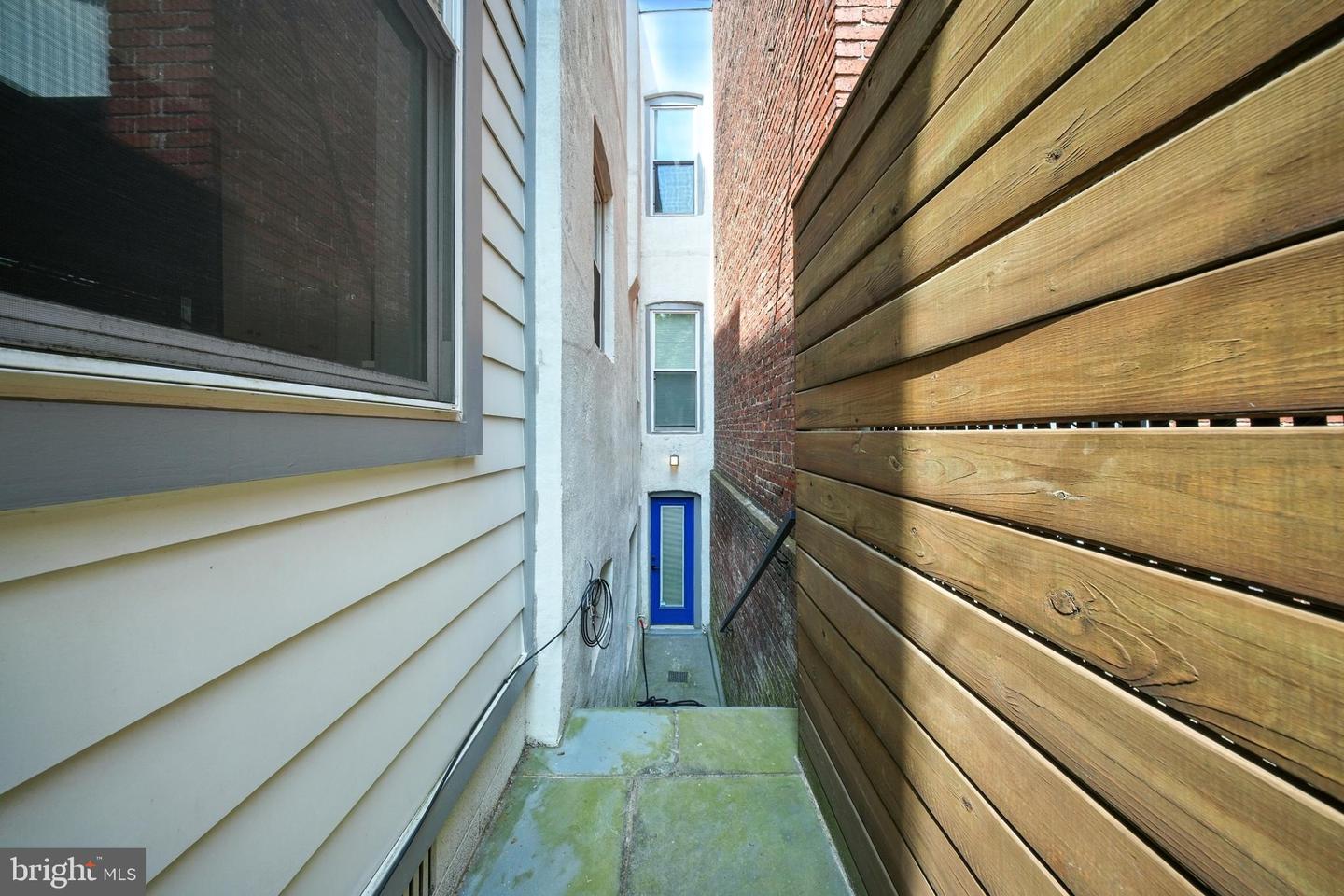 1831 NORTH CAPITOL ST NE, WASHINGTON, District Of Columbia 20002, 4 Bedrooms Bedrooms, ,4 BathroomsBathrooms,Residential,For sale,1831 NORTH CAPITOL ST NE,DCDC2206246 MLS # DCDC2206246