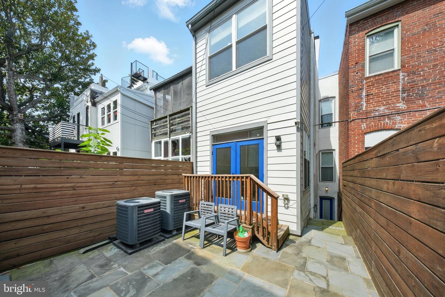 1831 NORTH CAPITOL ST NE, WASHINGTON, District Of Columbia 20002, 4 Bedrooms Bedrooms, ,4 BathroomsBathrooms,Residential,For sale,1831 NORTH CAPITOL ST NE,DCDC2206246 MLS # DCDC2206246