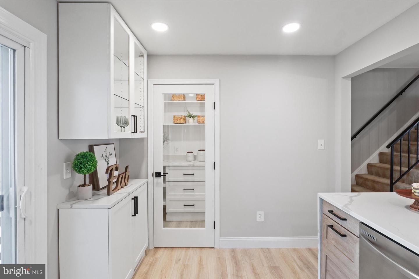 3812 BRIGHTON CT, ALEXANDRIA, Virginia 22305, 4 Bedrooms Bedrooms, ,2 BathroomsBathrooms,Residential,For sale,3812 BRIGHTON CT,VAAX2046632 MLS # VAAX2046632