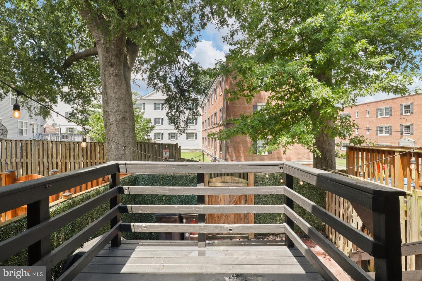3812 BRIGHTON CT, ALEXANDRIA, Virginia 22305, 4 Bedrooms Bedrooms, ,2 BathroomsBathrooms,Residential,For sale,3812 BRIGHTON CT,VAAX2046632 MLS # VAAX2046632