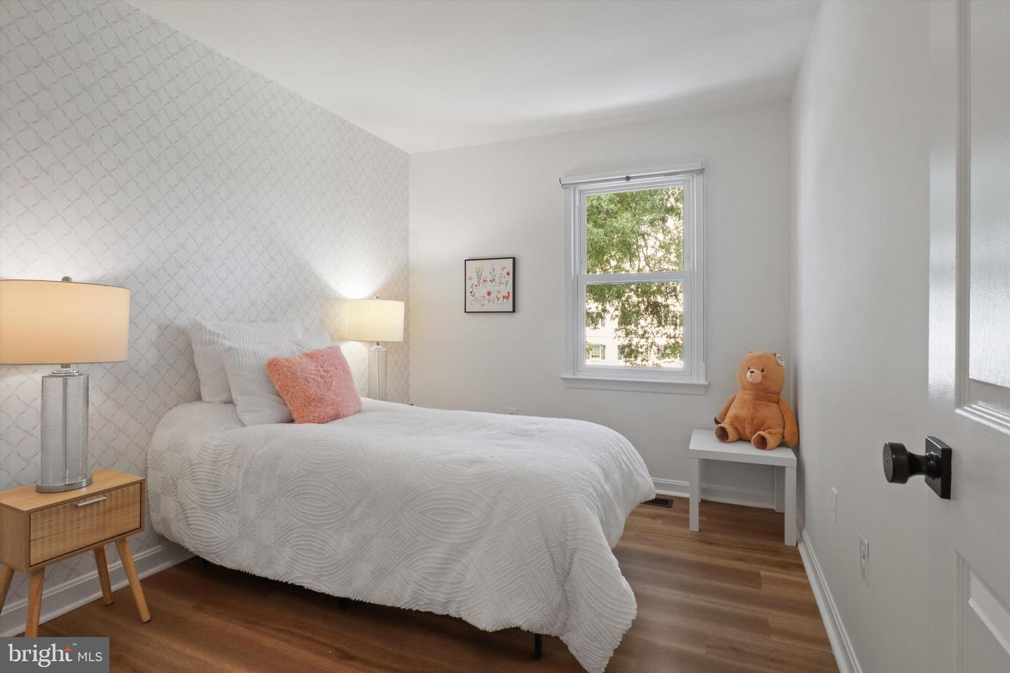 3812 BRIGHTON CT, ALEXANDRIA, Virginia 22305, 4 Bedrooms Bedrooms, ,2 BathroomsBathrooms,Residential,For sale,3812 BRIGHTON CT,VAAX2046632 MLS # VAAX2046632
