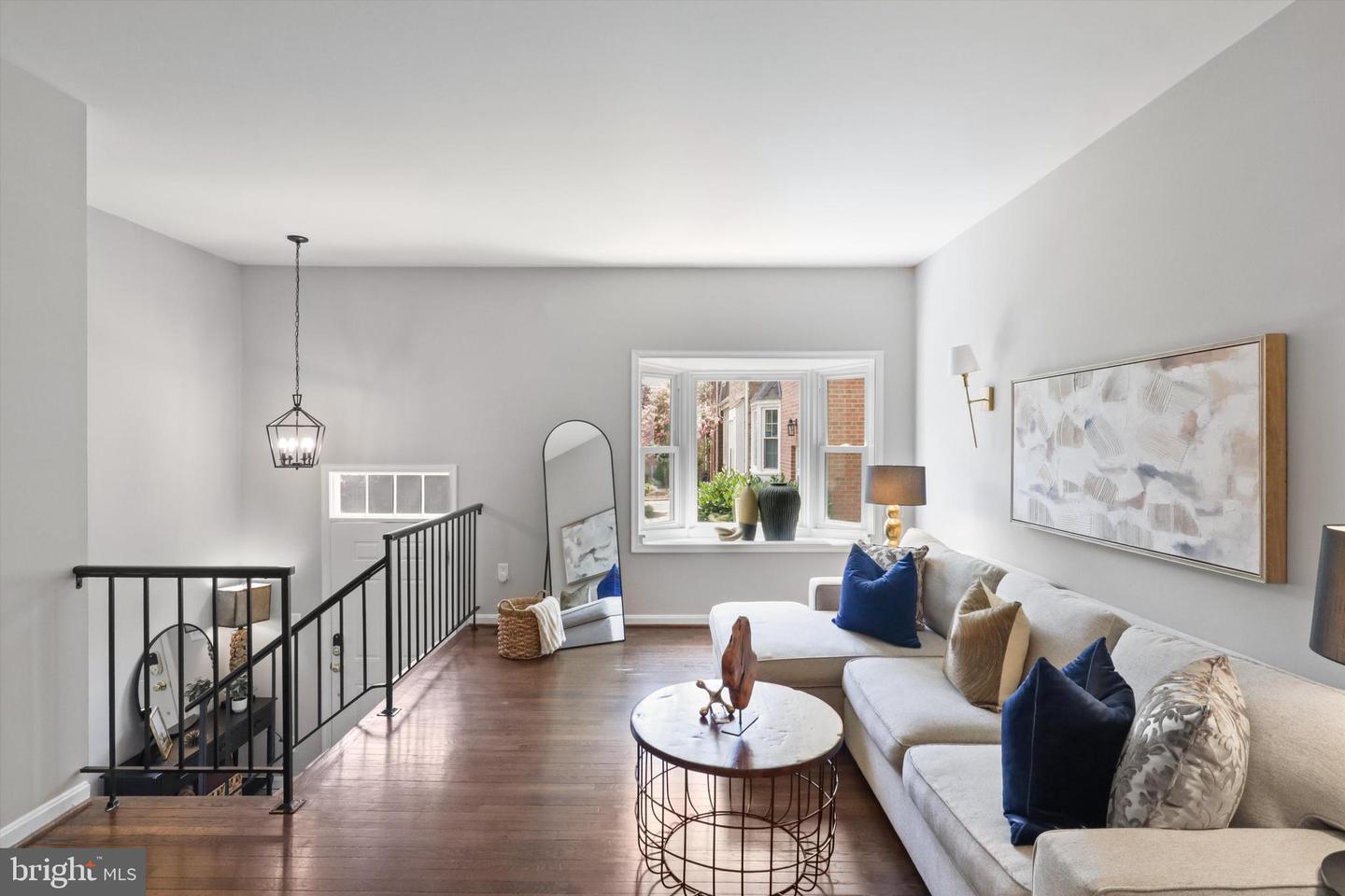 3812 BRIGHTON CT, ALEXANDRIA, Virginia 22305, 4 Bedrooms Bedrooms, ,2 BathroomsBathrooms,Residential,For sale,3812 BRIGHTON CT,VAAX2046632 MLS # VAAX2046632