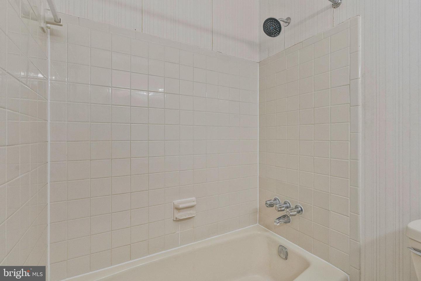 201 MORVEN PARK RD NW, LEESBURG, Virginia 20176, 3 Bedrooms Bedrooms, ,3 BathroomsBathrooms,Residential,For sale,201 MORVEN PARK RD NW,VALO2100016 MLS # VALO2100016