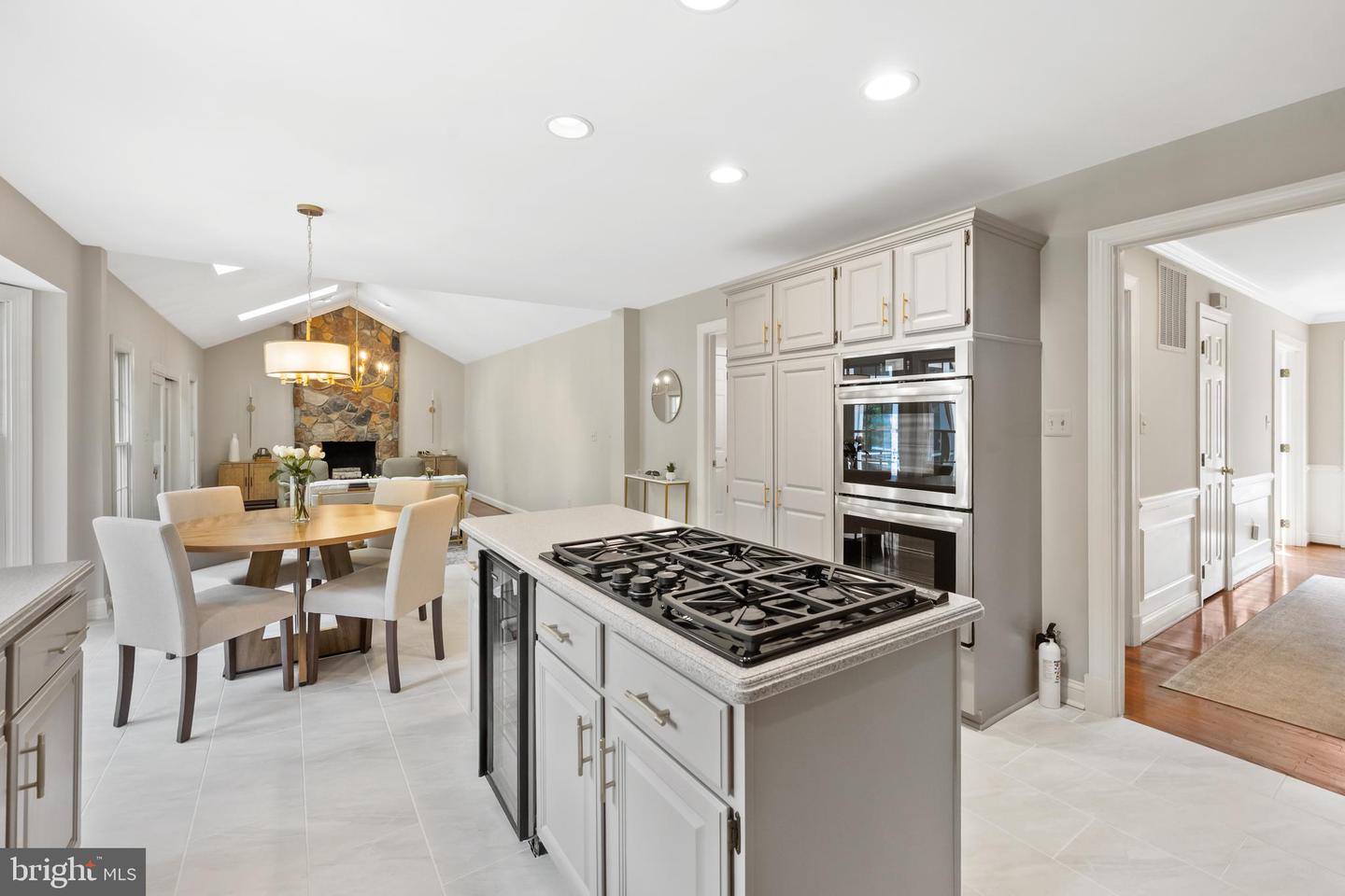 13136 CURVED IRON RD, HERNDON, Virginia 20171, 4 Bedrooms Bedrooms, ,4 BathroomsBathrooms,Residential,For sale,13136 CURVED IRON RD,VAFX2249086 MLS # VAFX2249086