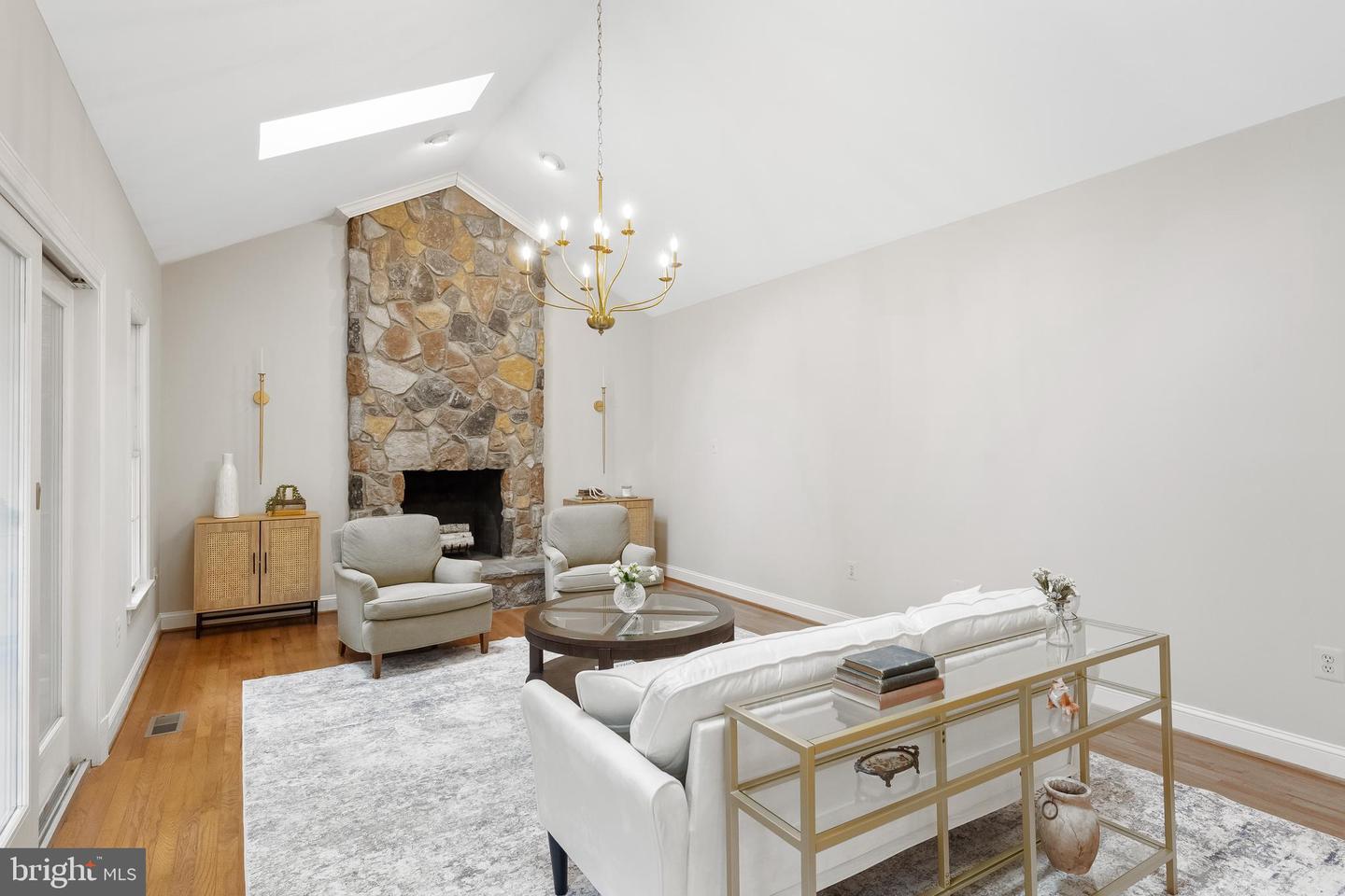 13136 CURVED IRON RD, HERNDON, Virginia 20171, 4 Bedrooms Bedrooms, ,4 BathroomsBathrooms,Residential,For sale,13136 CURVED IRON RD,VAFX2249086 MLS # VAFX2249086
