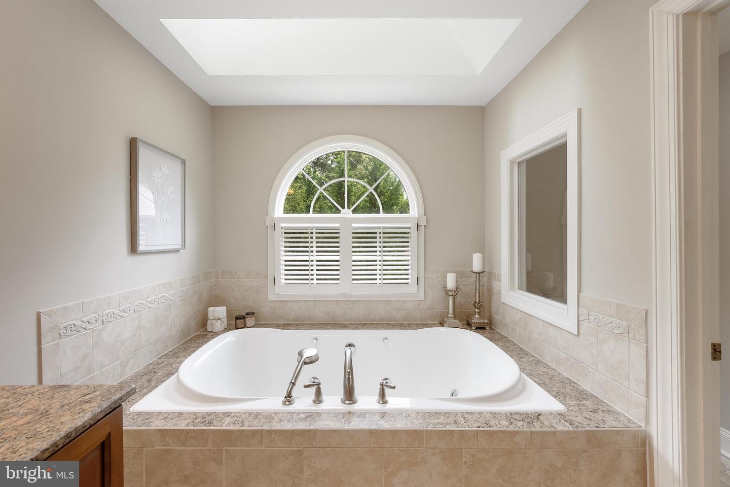 13136 CURVED IRON RD, HERNDON, Virginia 20171, 4 Bedrooms Bedrooms, ,4 BathroomsBathrooms,Residential,For sale,13136 CURVED IRON RD,VAFX2249086 MLS # VAFX2249086