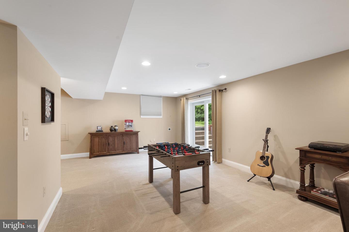13136 CURVED IRON RD, HERNDON, Virginia 20171, 4 Bedrooms Bedrooms, ,4 BathroomsBathrooms,Residential,For sale,13136 CURVED IRON RD,VAFX2249086 MLS # VAFX2249086
