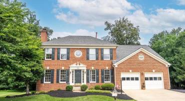 13136 CURVED IRON RD, HERNDON, Virginia 20171, 4 Bedrooms Bedrooms, ,4 BathroomsBathrooms,Residential,For sale,13136 CURVED IRON RD,VAFX2249086 MLS # VAFX2249086