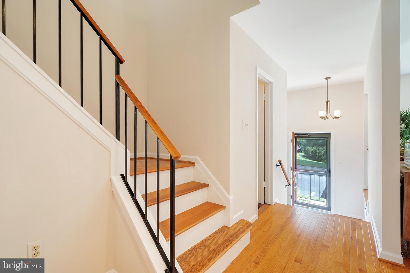7829 BUTTERFIELD LN, ANNANDALE, Virginia 22003, 4 Bedrooms Bedrooms, ,3 BathroomsBathrooms,Residential,For sale,7829 BUTTERFIELD LN,VAFX2249218 MLS # VAFX2249218