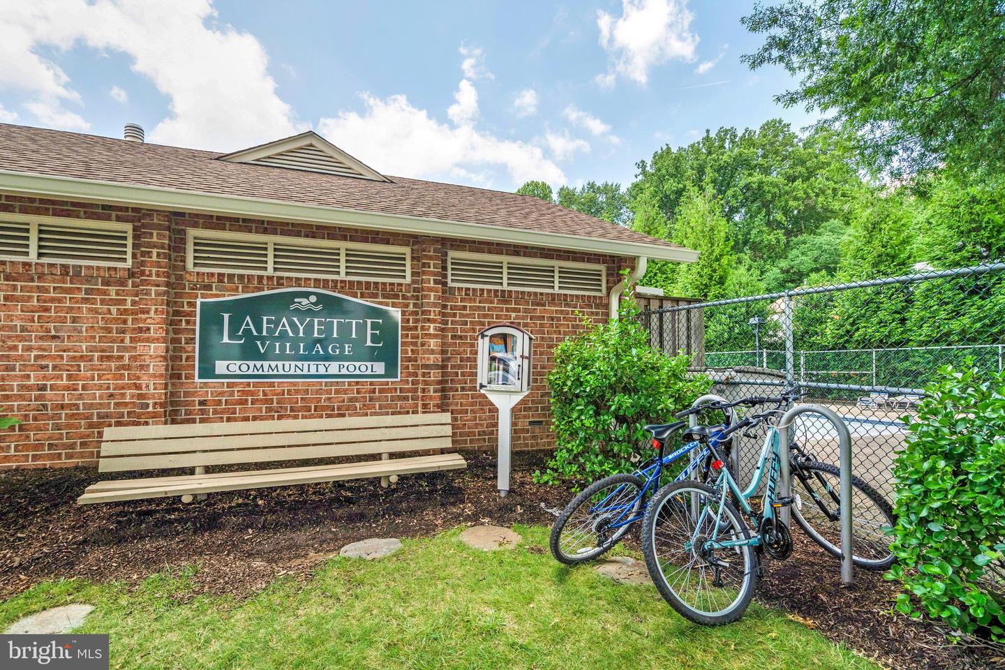7829 BUTTERFIELD LN, ANNANDALE, Virginia 22003, 4 Bedrooms Bedrooms, ,3 BathroomsBathrooms,Residential,For sale,7829 BUTTERFIELD LN,VAFX2249218 MLS # VAFX2249218