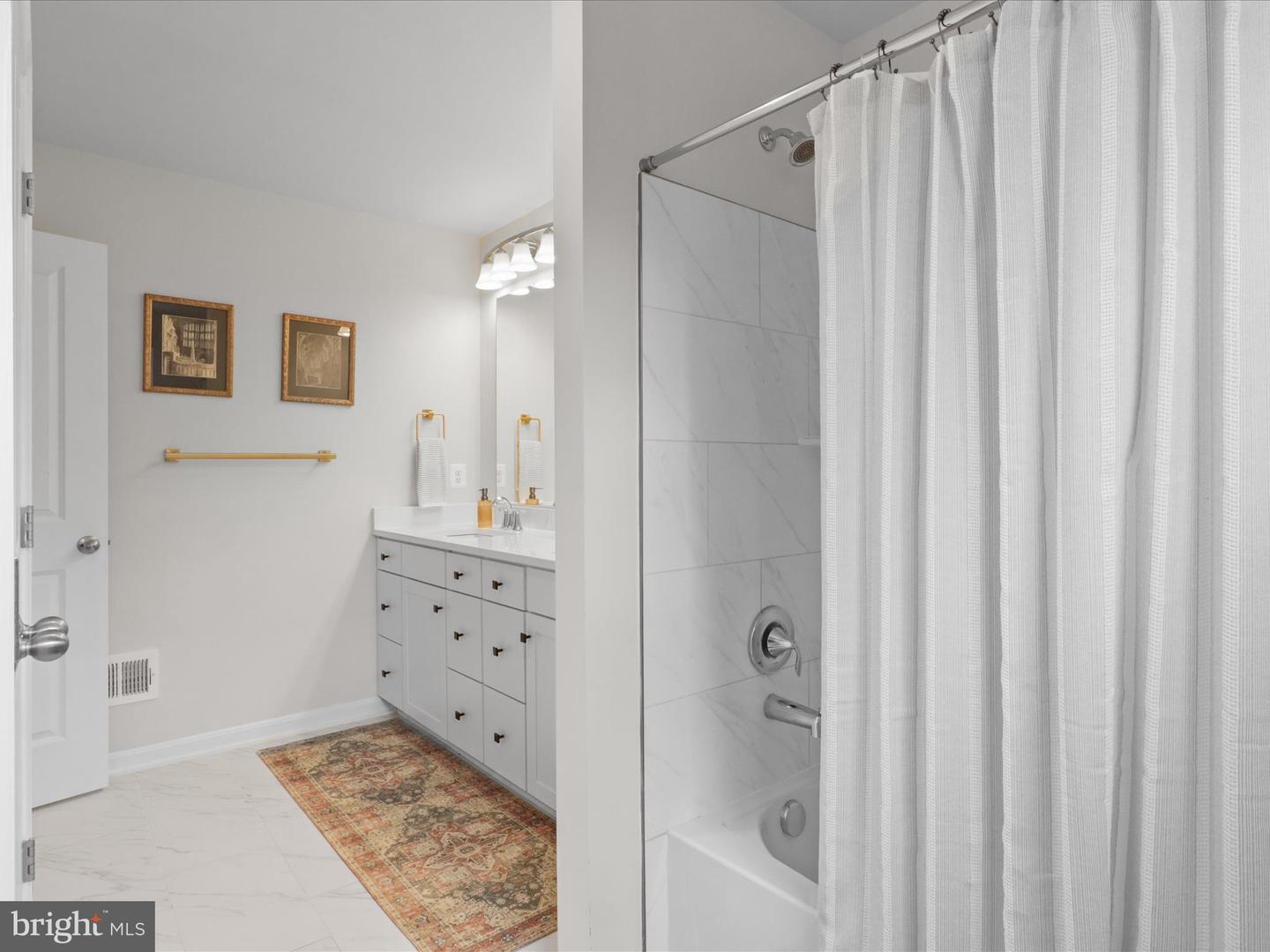 3529 SHANDOR RD, WOODBRIDGE, Virginia 22193, 5 Bedrooms Bedrooms, ,4 BathroomsBathrooms,Residential,For sale,3529 SHANDOR RD,VAPW2097618 MLS # VAPW2097618