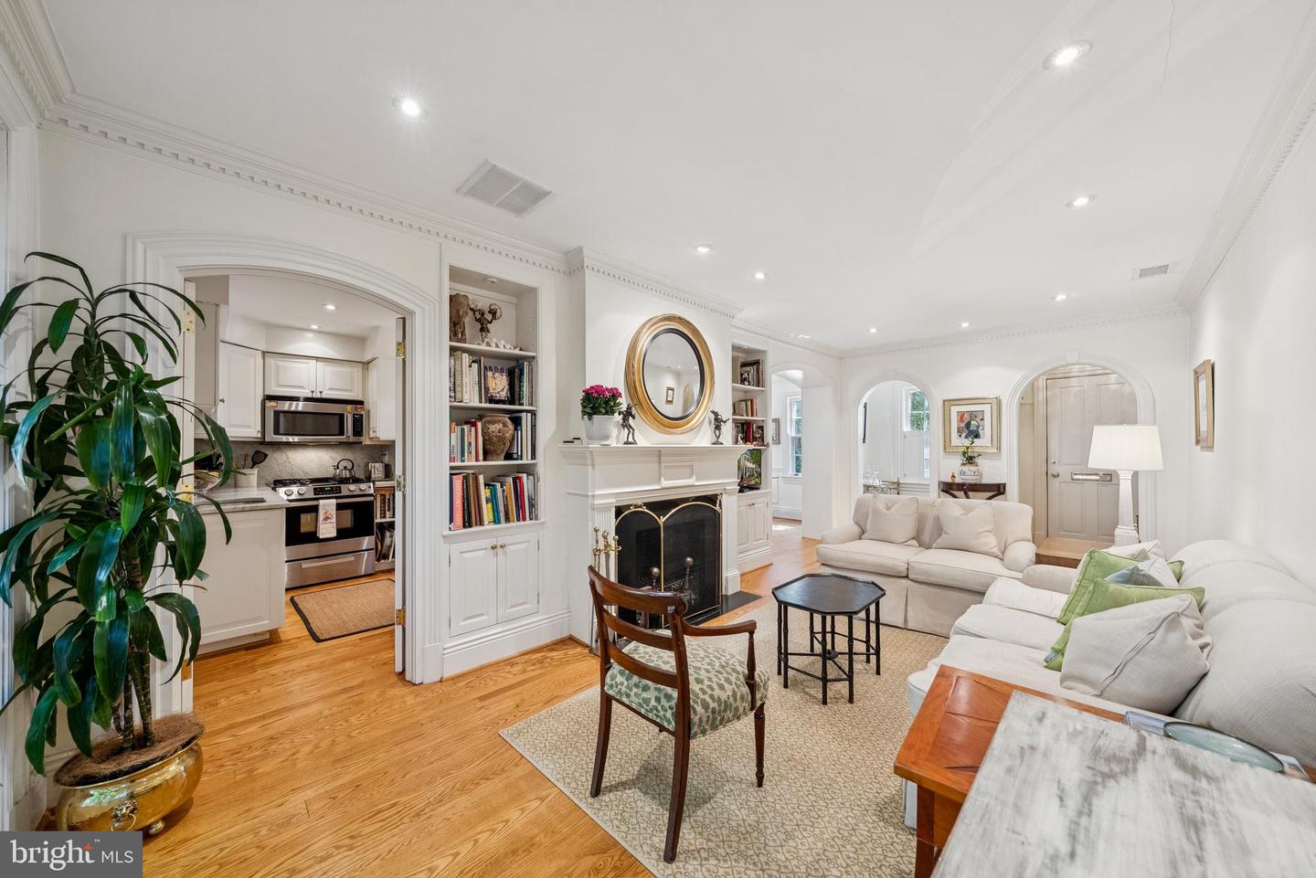 1312 27TH ST NW, WASHINGTON, District Of Columbia 20007, 2 Bedrooms Bedrooms, ,2 BathroomsBathrooms,Residential,For sale,1312 27TH ST NW,DCDC2207614 MLS # DCDC2207614