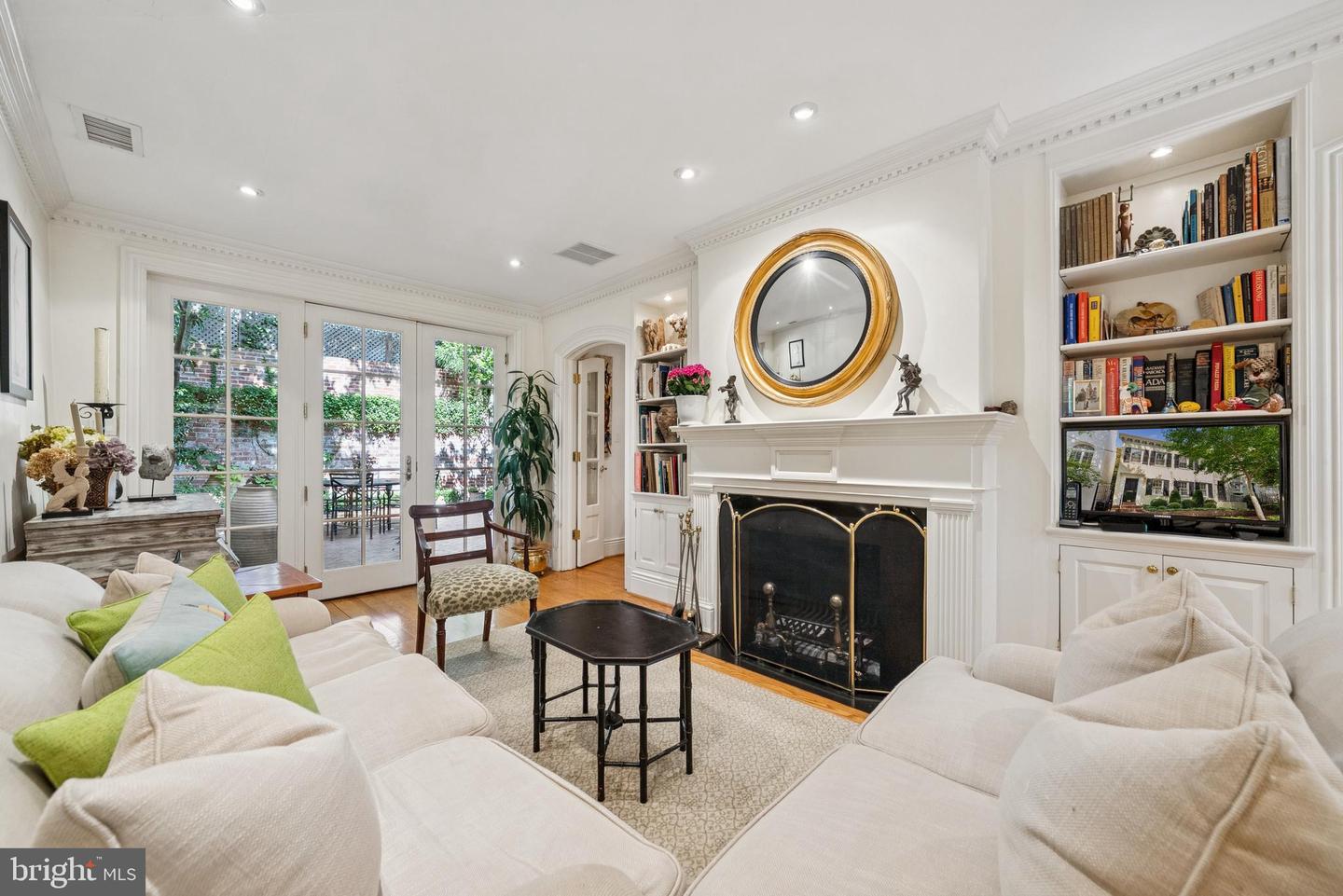 1312 27TH ST NW, WASHINGTON, District Of Columbia 20007, 2 Bedrooms Bedrooms, ,2 BathroomsBathrooms,Residential,For sale,1312 27TH ST NW,DCDC2207614 MLS # DCDC2207614