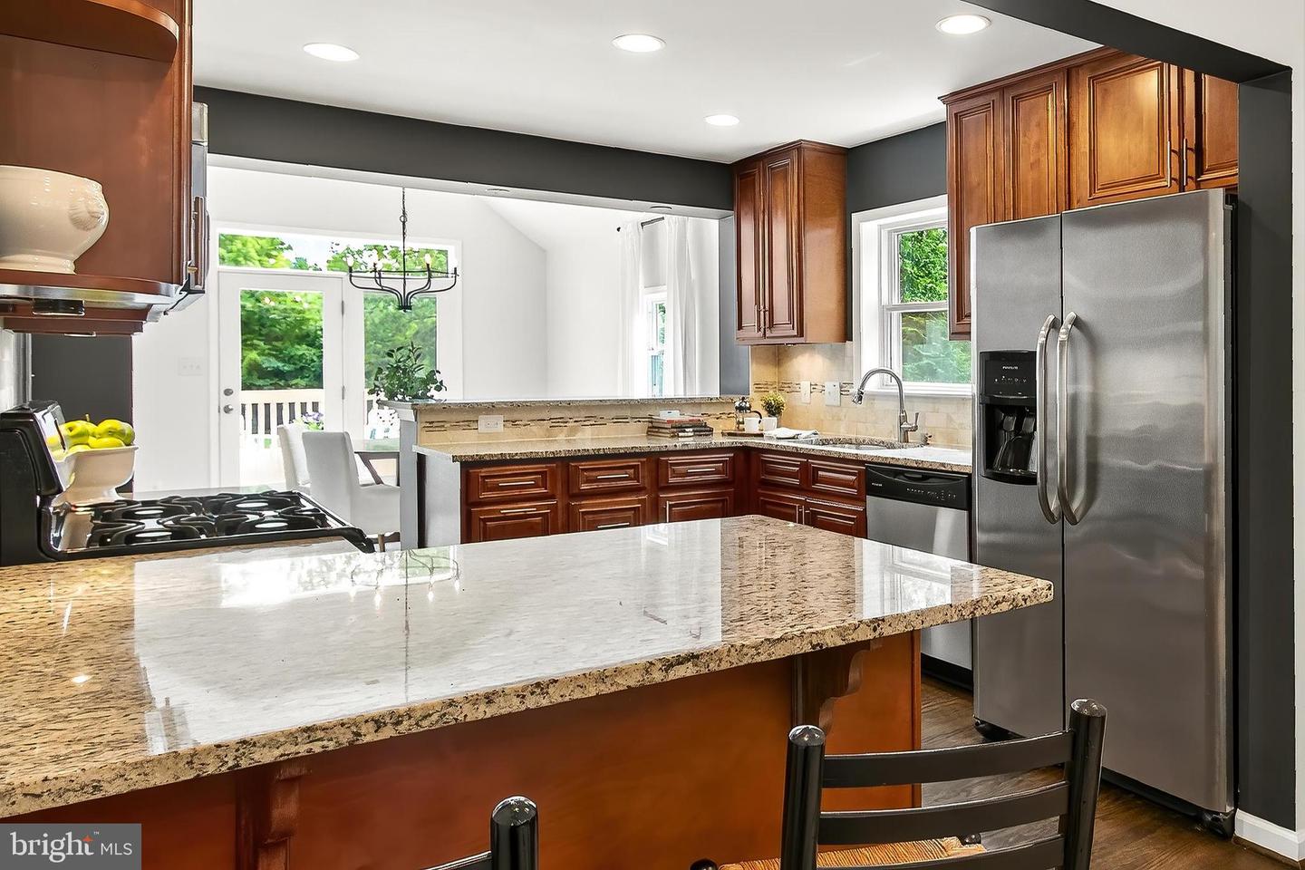 212 W JEFFERSON ST, FALLS CHURCH, Virginia 22046, 3 Bedrooms Bedrooms, ,2 BathroomsBathrooms,Residential,For sale,212 W JEFFERSON ST,VAFA2003112 MLS # VAFA2003112