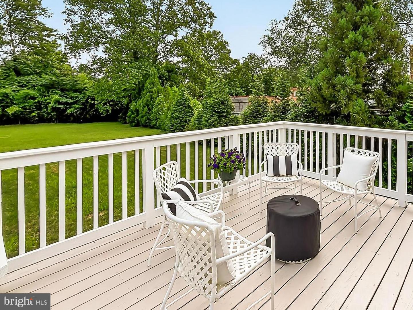 212 W JEFFERSON ST, FALLS CHURCH, Virginia 22046, 3 Bedrooms Bedrooms, ,2 BathroomsBathrooms,Residential,For sale,212 W JEFFERSON ST,VAFA2003112 MLS # VAFA2003112