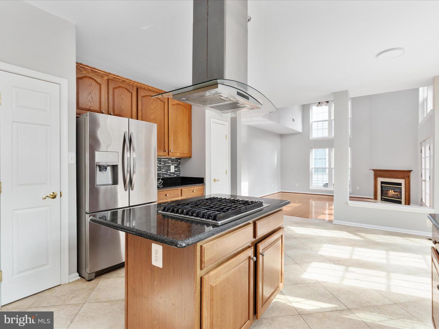 25868 FLINTONBRIDGE DR, CHANTILLY, Virginia 20152, 5 Bedrooms Bedrooms, ,3 BathroomsBathrooms,Residential,For sale,25868 FLINTONBRIDGE DR,VALO2100494 MLS # VALO2100494