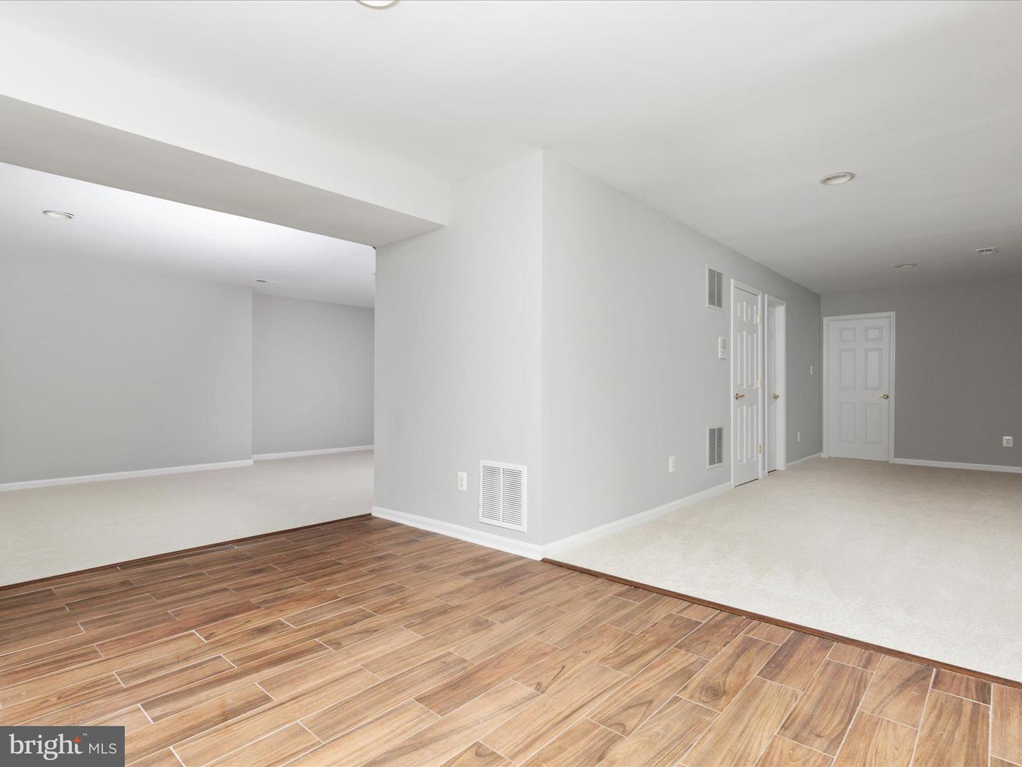 25868 FLINTONBRIDGE DR, CHANTILLY, Virginia 20152, 5 Bedrooms Bedrooms, ,3 BathroomsBathrooms,Residential,For sale,25868 FLINTONBRIDGE DR,VALO2100494 MLS # VALO2100494