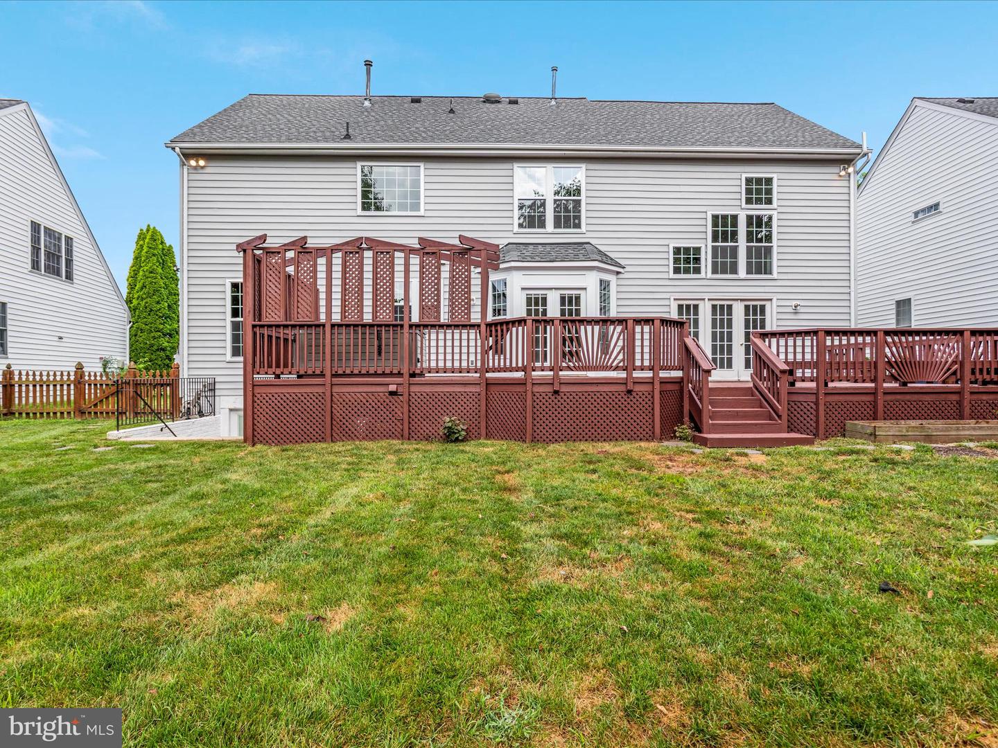 25868 FLINTONBRIDGE DR, CHANTILLY, Virginia 20152, 5 Bedrooms Bedrooms, ,3 BathroomsBathrooms,Residential,For sale,25868 FLINTONBRIDGE DR,VALO2100494 MLS # VALO2100494