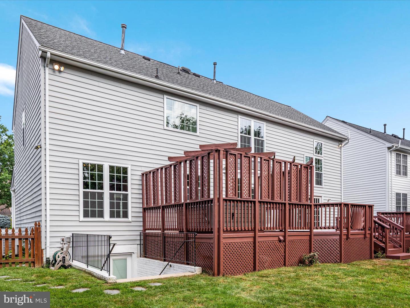25868 FLINTONBRIDGE DR, CHANTILLY, Virginia 20152, 5 Bedrooms Bedrooms, ,3 BathroomsBathrooms,Residential,For sale,25868 FLINTONBRIDGE DR,VALO2100494 MLS # VALO2100494