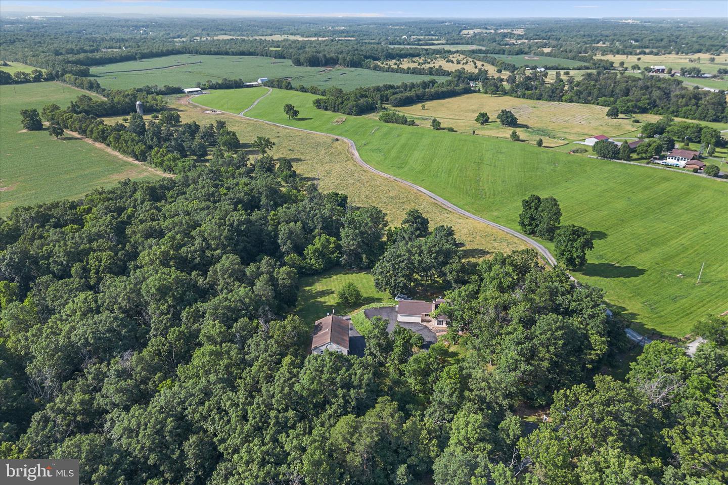 921 FISHPAW RD, BERRYVILLE, Virginia 22611, 4 Bedrooms Bedrooms, 11 Rooms Rooms,4 BathroomsBathrooms,Residential,For sale,921 FISHPAW RD,VACL2003876 MLS # VACL2003876