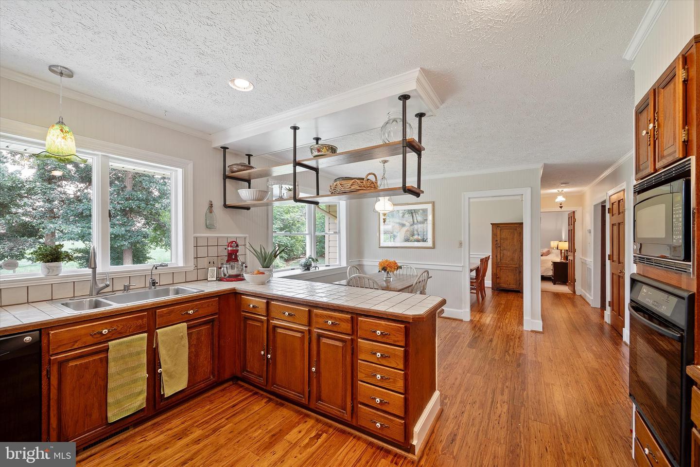 921 FISHPAW RD, BERRYVILLE, Virginia 22611, 4 Bedrooms Bedrooms, 11 Rooms Rooms,4 BathroomsBathrooms,Residential,For sale,921 FISHPAW RD,VACL2003876 MLS # VACL2003876
