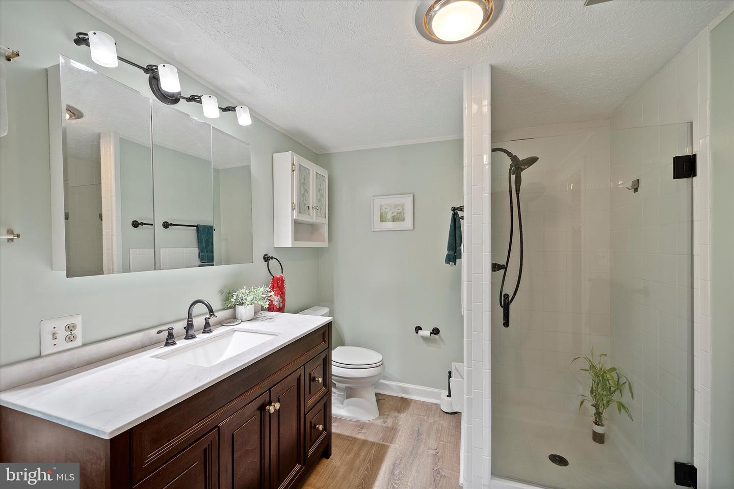921 FISHPAW RD, BERRYVILLE, Virginia 22611, 4 Bedrooms Bedrooms, 11 Rooms Rooms,4 BathroomsBathrooms,Residential,For sale,921 FISHPAW RD,VACL2003876 MLS # VACL2003876
