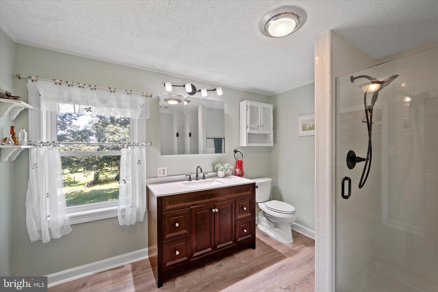 921 FISHPAW RD, BERRYVILLE, Virginia 22611, 4 Bedrooms Bedrooms, 11 Rooms Rooms,4 BathroomsBathrooms,Residential,For sale,921 FISHPAW RD,VACL2003876 MLS # VACL2003876