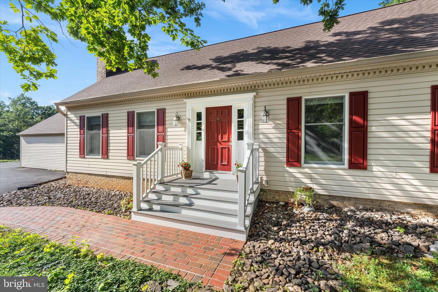 921 FISHPAW RD, BERRYVILLE, Virginia 22611, 4 Bedrooms Bedrooms, 11 Rooms Rooms,4 BathroomsBathrooms,Residential,For sale,921 FISHPAW RD,VACL2003876 MLS # VACL2003876