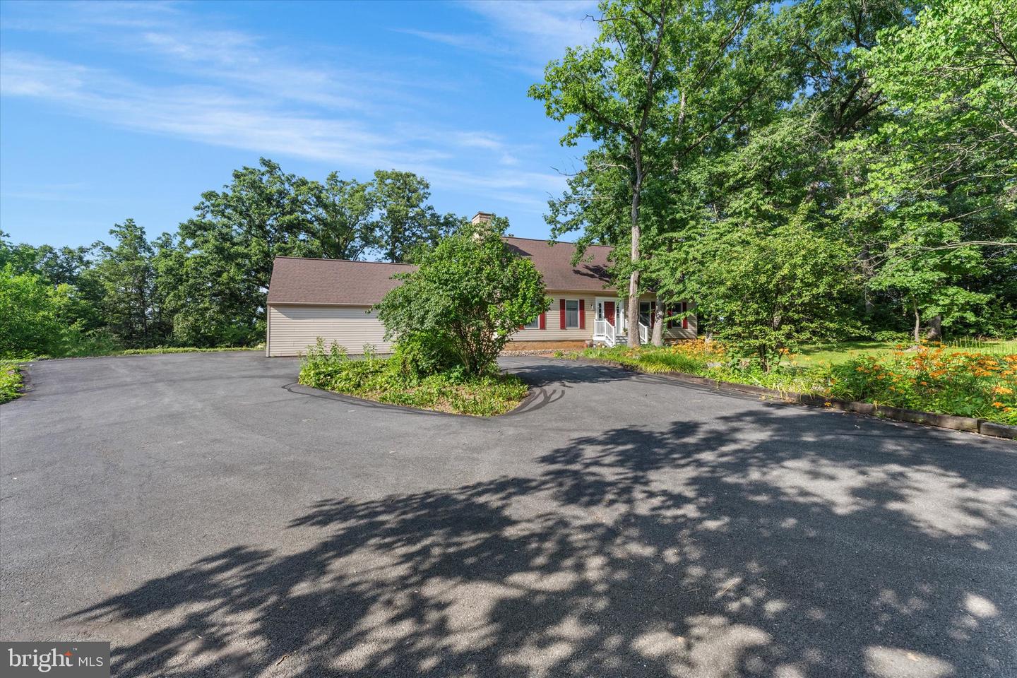 921 FISHPAW RD, BERRYVILLE, Virginia 22611, 4 Bedrooms Bedrooms, 11 Rooms Rooms,4 BathroomsBathrooms,Residential,For sale,921 FISHPAW RD,VACL2003876 MLS # VACL2003876