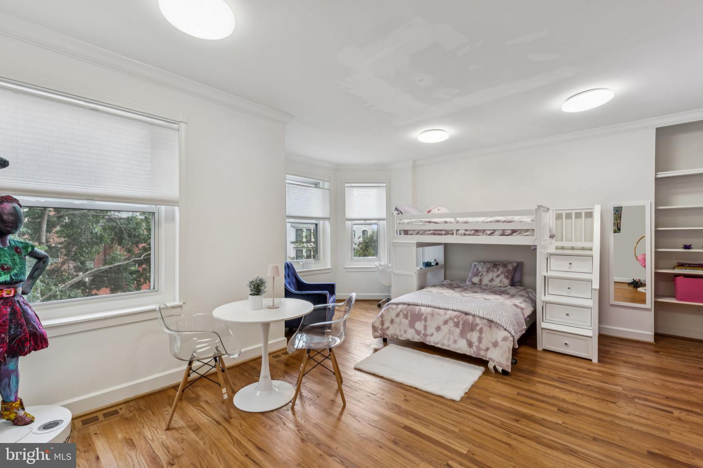 1830 13TH ST NW, WASHINGTON, District Of Columbia 20009, 5 Bedrooms Bedrooms, ,4 BathroomsBathrooms,Residential,For sale,1830 13TH ST NW,DCDC2207994 MLS # DCDC2207994