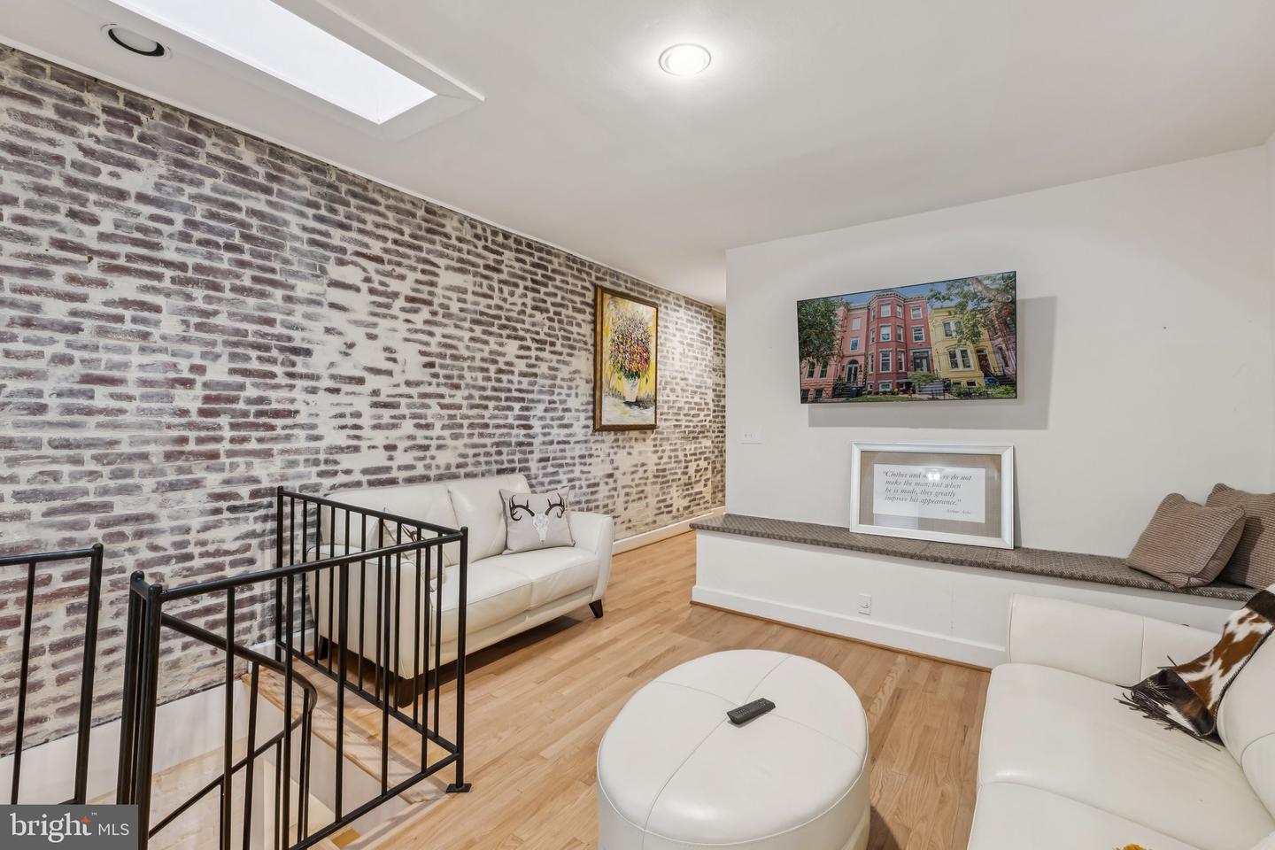 1830 13TH ST NW, WASHINGTON, District Of Columbia 20009, 5 Bedrooms Bedrooms, ,4 BathroomsBathrooms,Residential,For sale,1830 13TH ST NW,DCDC2207994 MLS # DCDC2207994