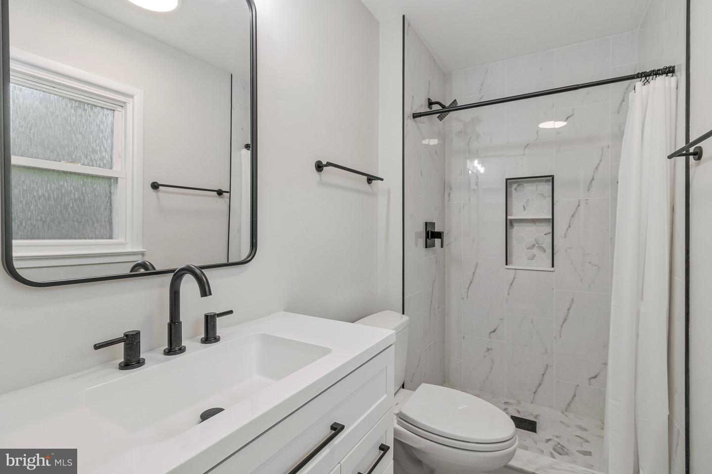 4306 MYSTIC WAY, FAIRFAX, Virginia 22033, 4 Bedrooms Bedrooms, ,2 BathroomsBathrooms,Residential,For sale,4306 MYSTIC WAY,VAFX2252472 MLS # VAFX2252472