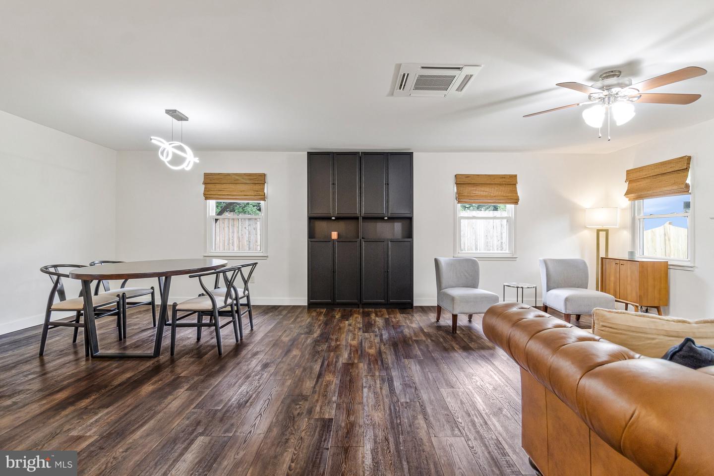 4306 MYSTIC WAY, FAIRFAX, Virginia 22033, 4 Bedrooms Bedrooms, ,2 BathroomsBathrooms,Residential,For sale,4306 MYSTIC WAY,VAFX2252472 MLS # VAFX2252472