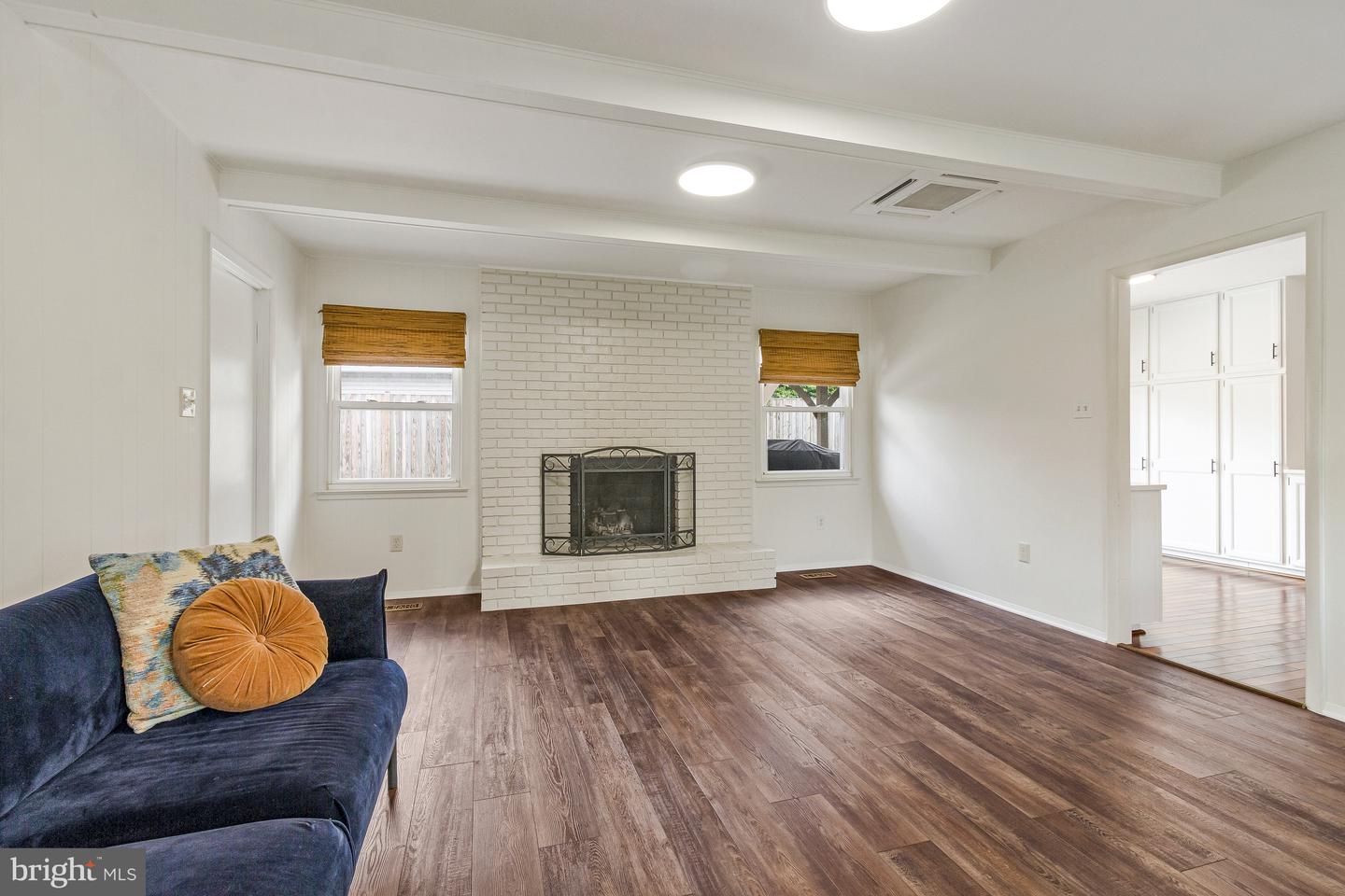 4306 MYSTIC WAY, FAIRFAX, Virginia 22033, 4 Bedrooms Bedrooms, ,2 BathroomsBathrooms,Residential,For sale,4306 MYSTIC WAY,VAFX2252472 MLS # VAFX2252472