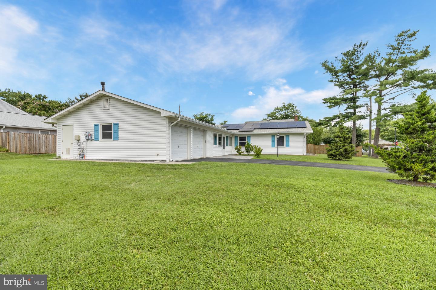 4306 MYSTIC WAY, FAIRFAX, Virginia 22033, 4 Bedrooms Bedrooms, ,2 BathroomsBathrooms,Residential,For sale,4306 MYSTIC WAY,VAFX2252472 MLS # VAFX2252472