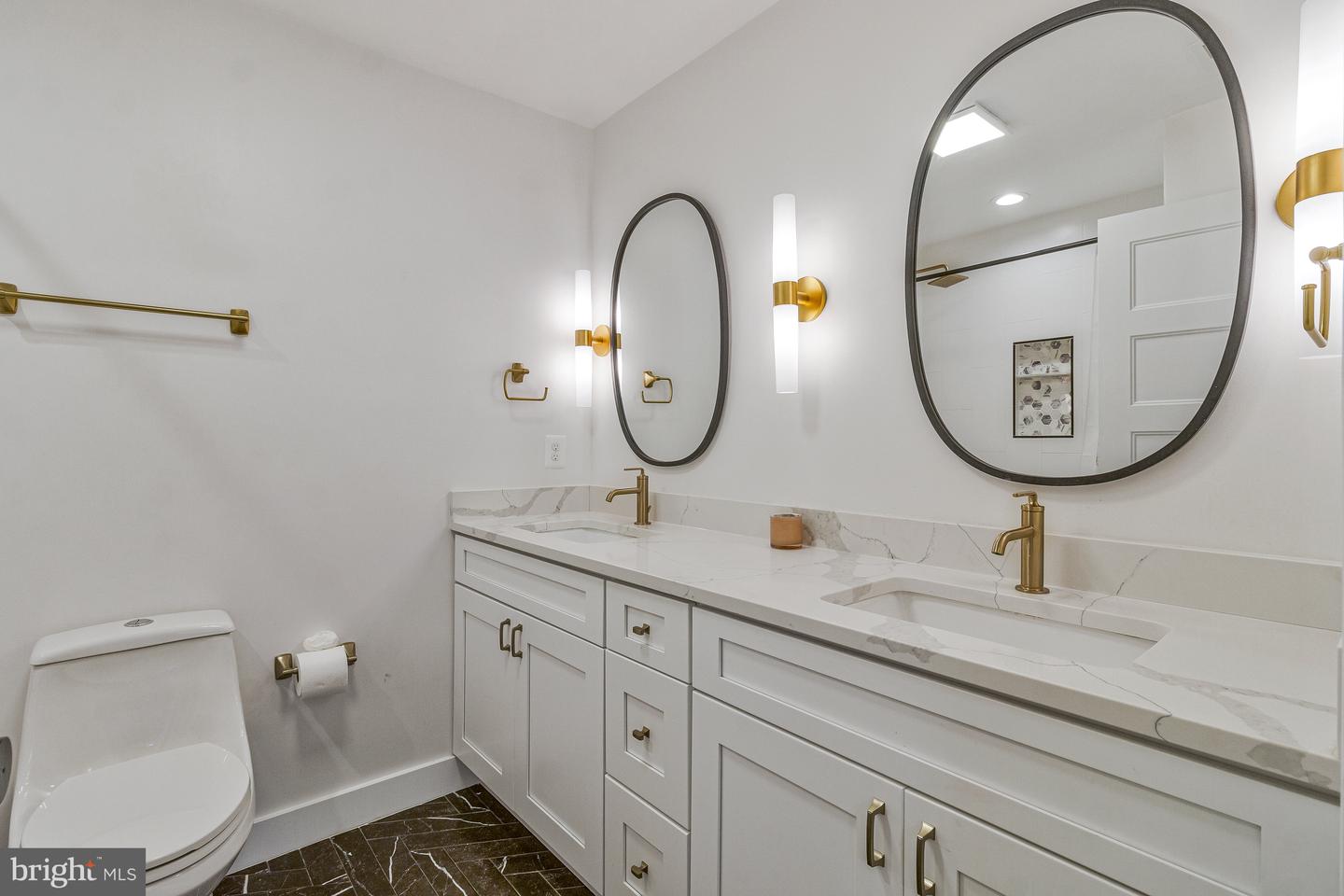 4306 MYSTIC WAY, FAIRFAX, Virginia 22033, 4 Bedrooms Bedrooms, ,2 BathroomsBathrooms,Residential,For sale,4306 MYSTIC WAY,VAFX2252472 MLS # VAFX2252472