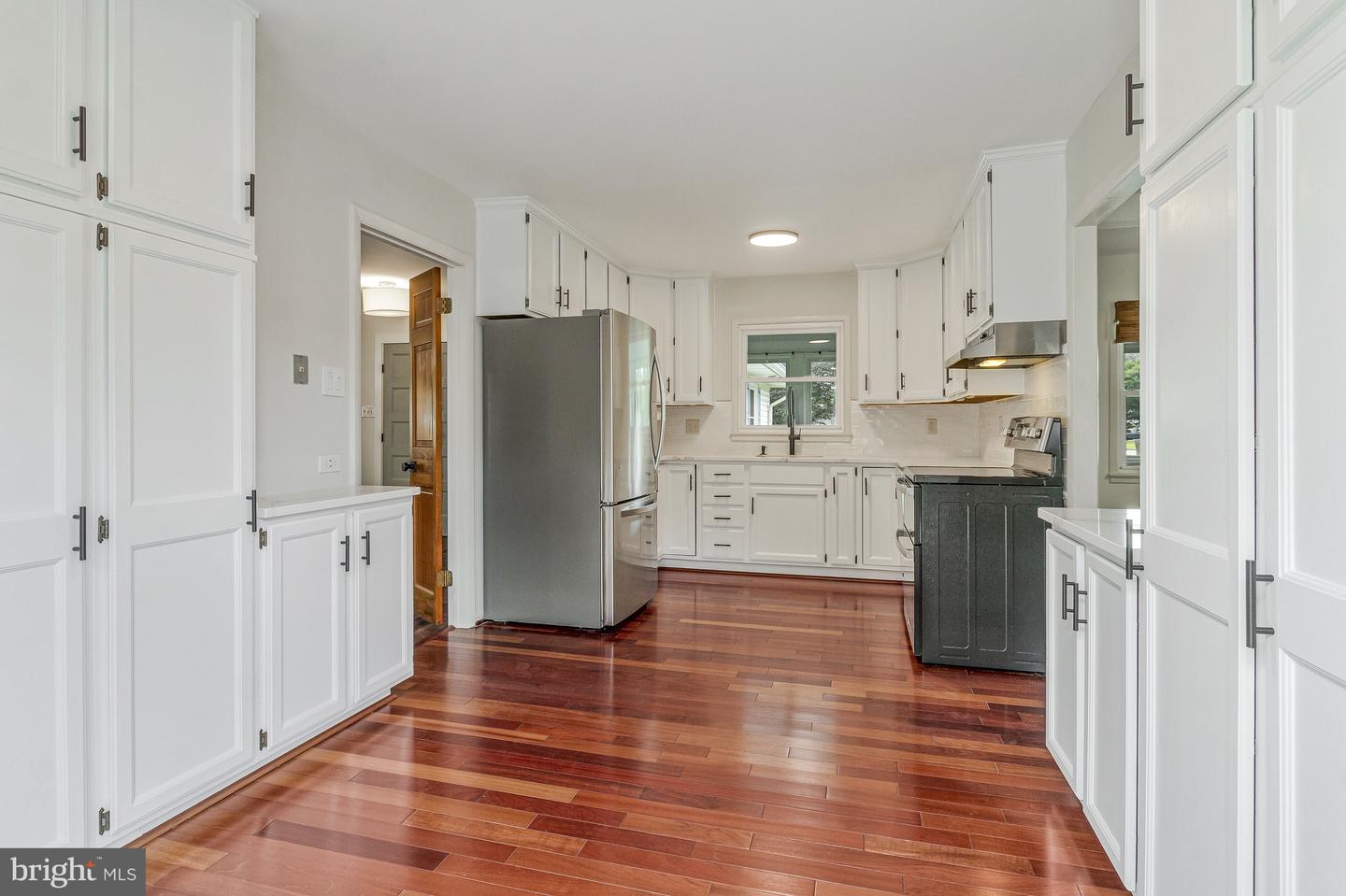 4306 MYSTIC WAY, FAIRFAX, Virginia 22033, 4 Bedrooms Bedrooms, ,2 BathroomsBathrooms,Residential,For sale,4306 MYSTIC WAY,VAFX2252472 MLS # VAFX2252472