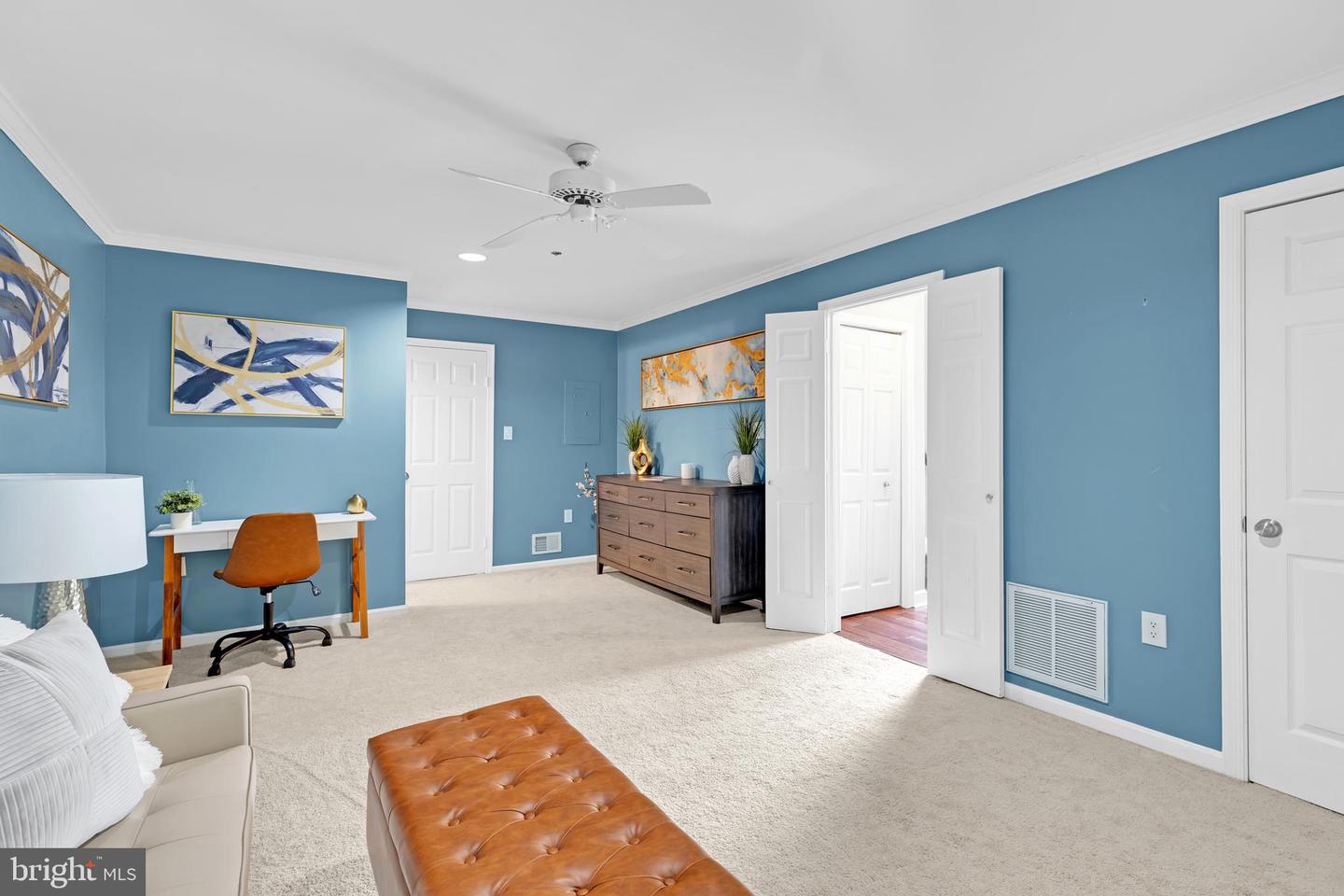 11816 ROCKAWAY LN #26, FAIRFAX, Virginia 22030, 4 Bedrooms Bedrooms, ,2 BathroomsBathrooms,Residential,For sale,11816 ROCKAWAY LN #26,VAFX2252558 MLS # VAFX2252558