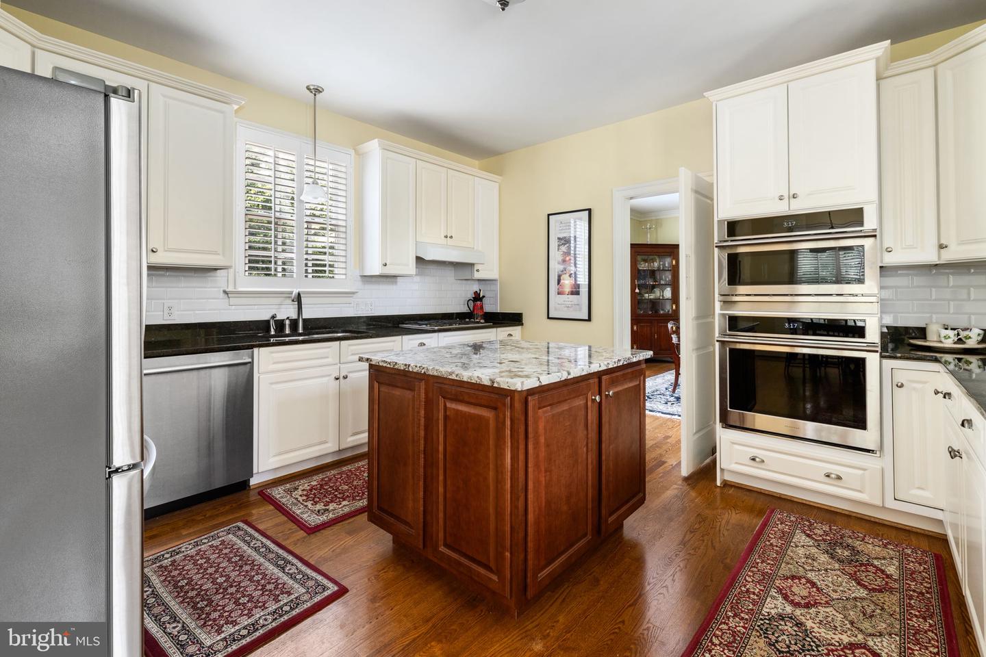 2819 LIVE OAK LN, MIDLOTHIAN, Virginia 23113, 4 Bedrooms Bedrooms, 8 Rooms Rooms,3 BathroomsBathrooms,Residential,For sale,2819 LIVE OAK LN,VACF2001214 MLS # VACF2001214