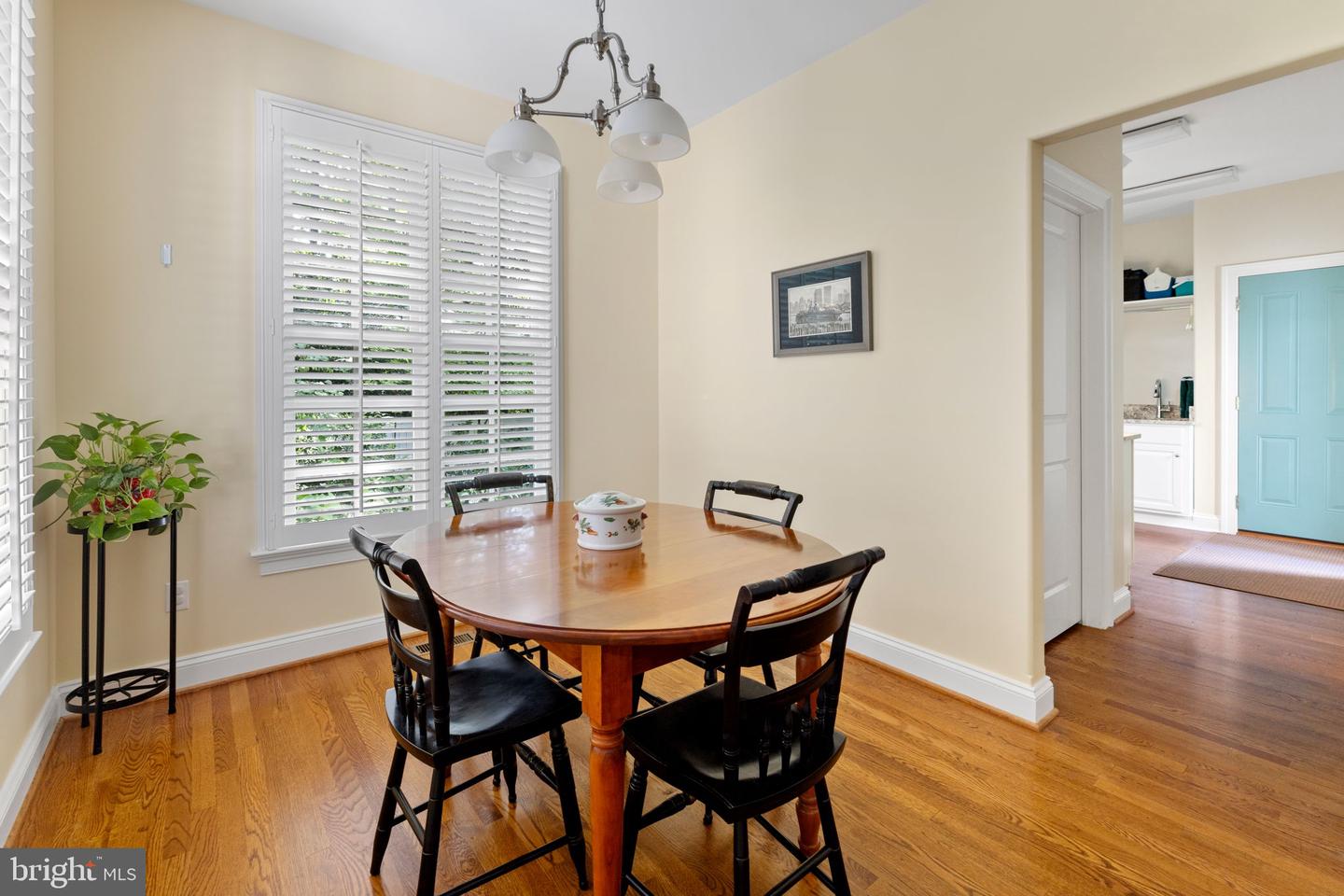 2819 LIVE OAK LN, MIDLOTHIAN, Virginia 23113, 4 Bedrooms Bedrooms, 8 Rooms Rooms,3 BathroomsBathrooms,Residential,For sale,2819 LIVE OAK LN,VACF2001214 MLS # VACF2001214