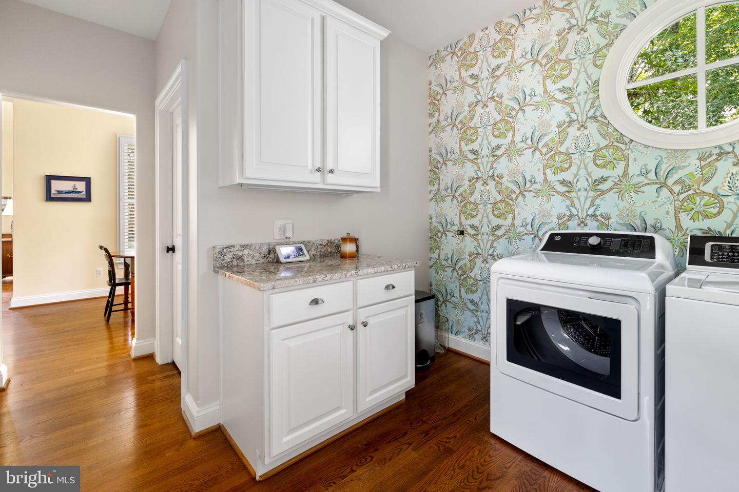 2819 LIVE OAK LN, MIDLOTHIAN, Virginia 23113, 4 Bedrooms Bedrooms, 8 Rooms Rooms,3 BathroomsBathrooms,Residential,For sale,2819 LIVE OAK LN,VACF2001214 MLS # VACF2001214