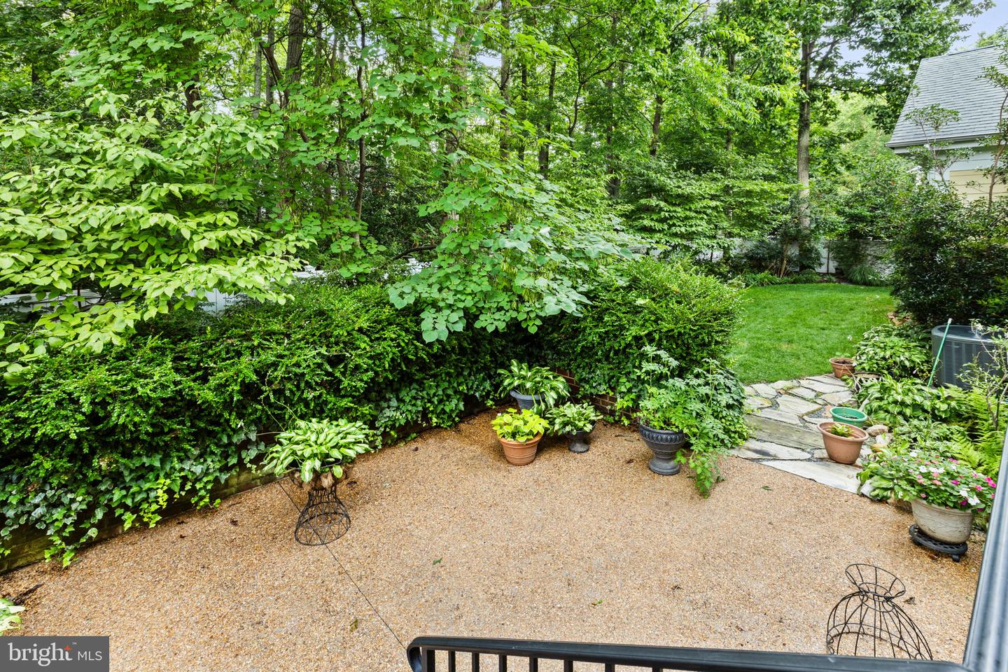 2819 LIVE OAK LN, MIDLOTHIAN, Virginia 23113, 4 Bedrooms Bedrooms, 8 Rooms Rooms,3 BathroomsBathrooms,Residential,For sale,2819 LIVE OAK LN,VACF2001214 MLS # VACF2001214