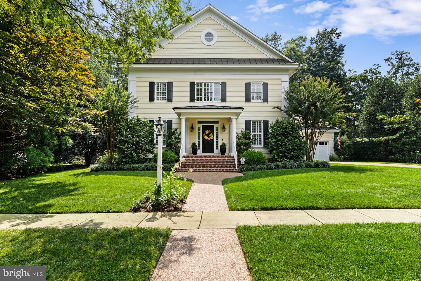 2819 LIVE OAK LN, MIDLOTHIAN, Virginia 23113, 4 Bedrooms Bedrooms, 8 Rooms Rooms,3 BathroomsBathrooms,Residential,For sale,2819 LIVE OAK LN,VACF2001214 MLS # VACF2001214