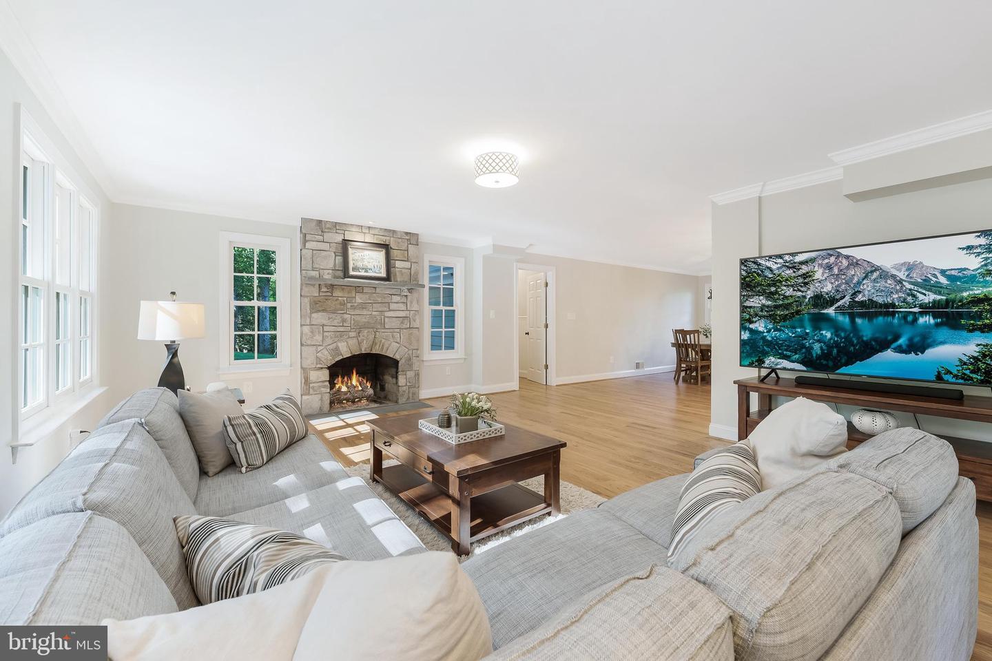 1246 DALEVIEW DR, MCLEAN, Virginia 22102, 6 Bedrooms Bedrooms, ,5 BathroomsBathrooms,Residential,For sale,1246 DALEVIEW DR,VAFX2252828 MLS # VAFX2252828