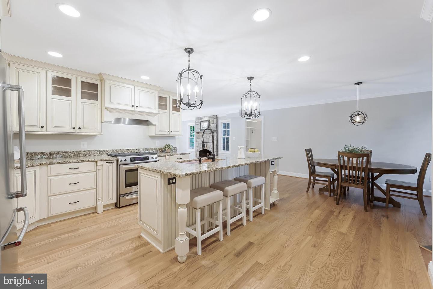 1246 DALEVIEW DR, MCLEAN, Virginia 22102, 6 Bedrooms Bedrooms, ,5 BathroomsBathrooms,Residential,For sale,1246 DALEVIEW DR,VAFX2252828 MLS # VAFX2252828