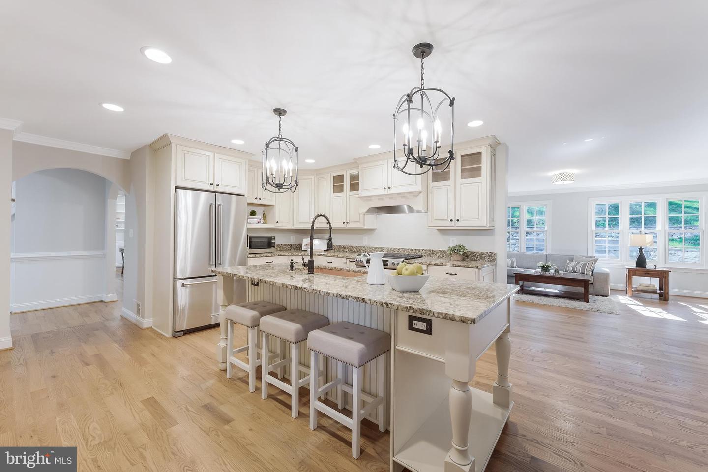 1246 DALEVIEW DR, MCLEAN, Virginia 22102, 6 Bedrooms Bedrooms, ,5 BathroomsBathrooms,Residential,For sale,1246 DALEVIEW DR,VAFX2252828 MLS # VAFX2252828