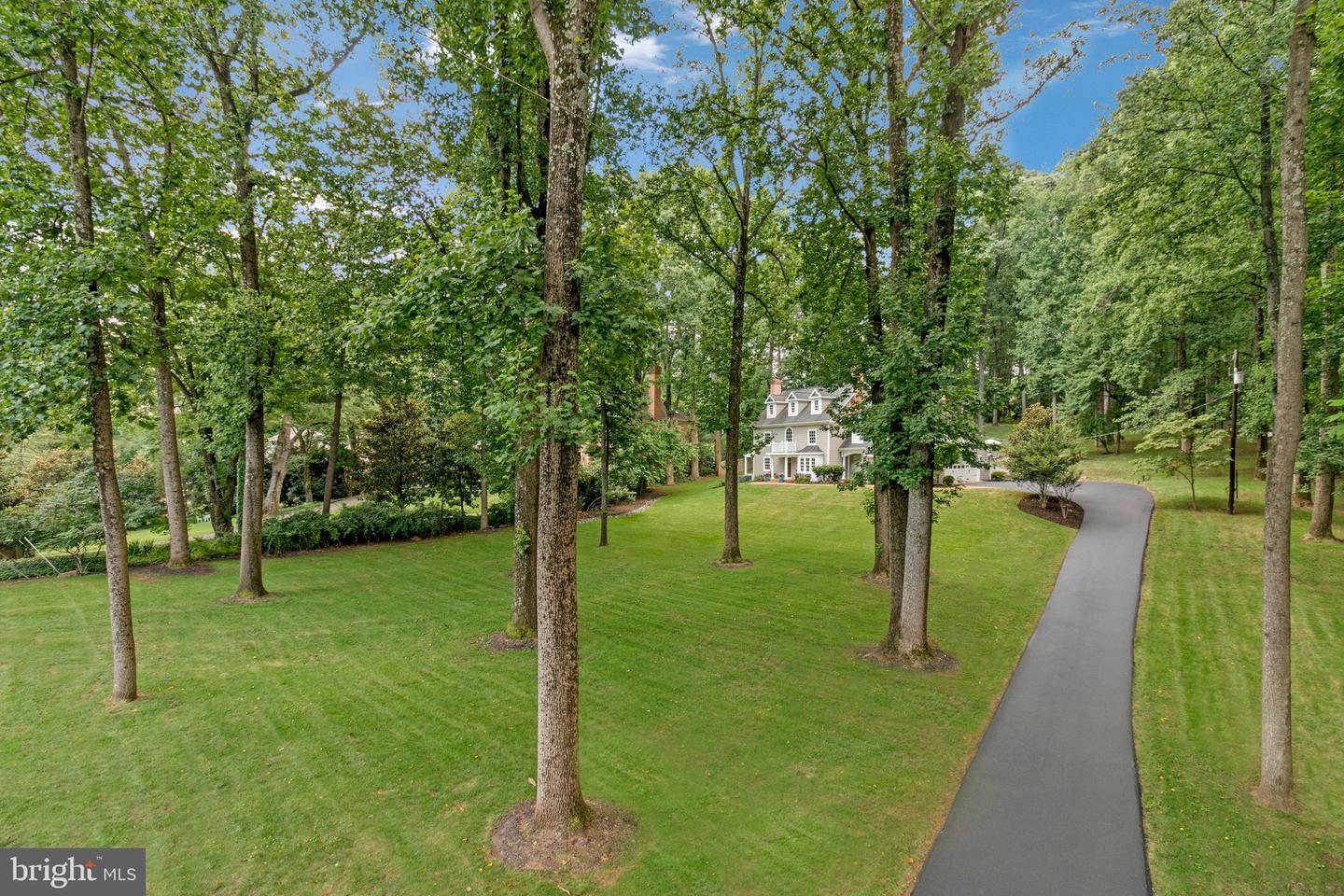 1246 DALEVIEW DR, MCLEAN, Virginia 22102, 6 Bedrooms Bedrooms, ,5 BathroomsBathrooms,Residential,For sale,1246 DALEVIEW DR,VAFX2252828 MLS # VAFX2252828