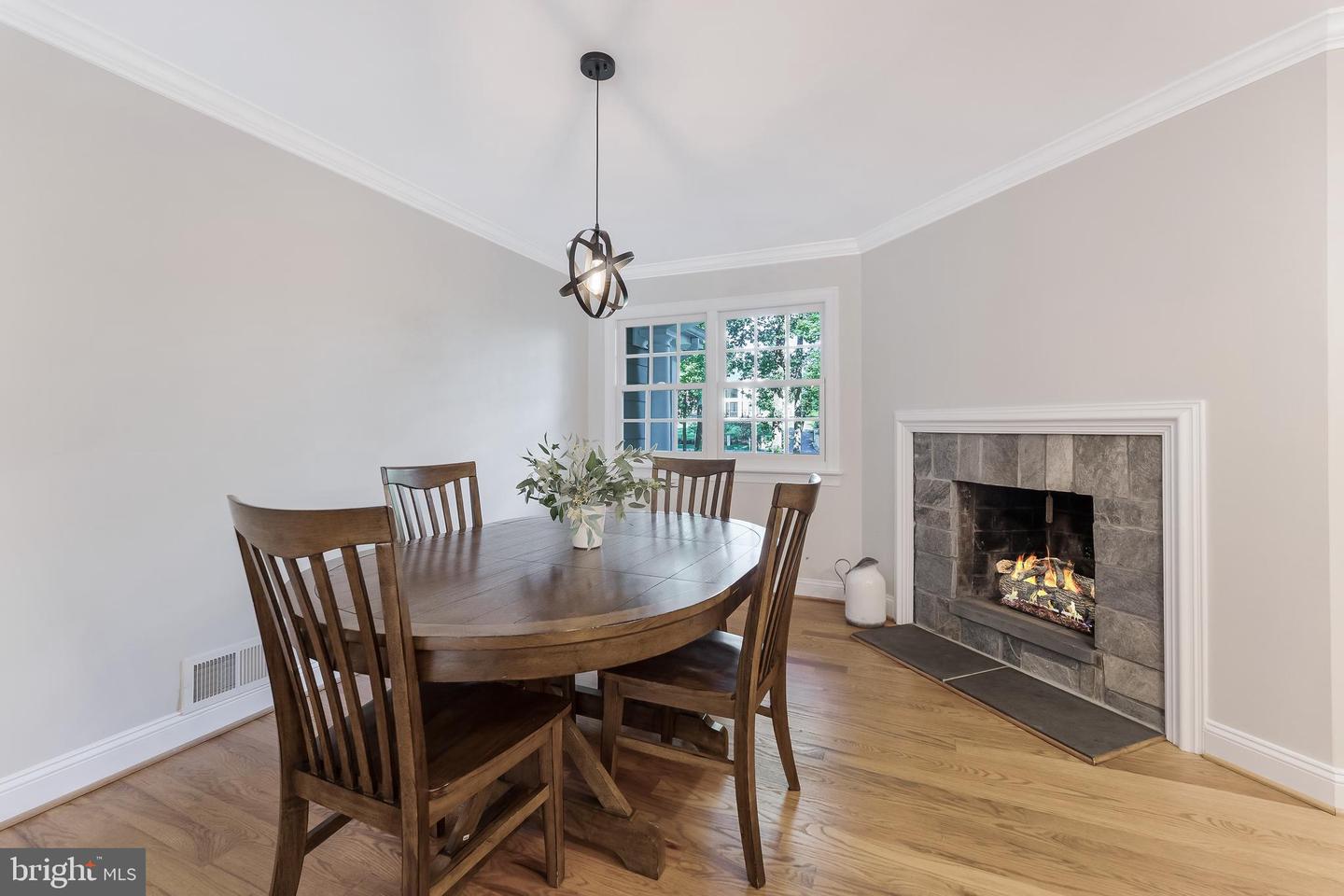 1246 DALEVIEW DR, MCLEAN, Virginia 22102, 6 Bedrooms Bedrooms, ,5 BathroomsBathrooms,Residential,For sale,1246 DALEVIEW DR,VAFX2252828 MLS # VAFX2252828