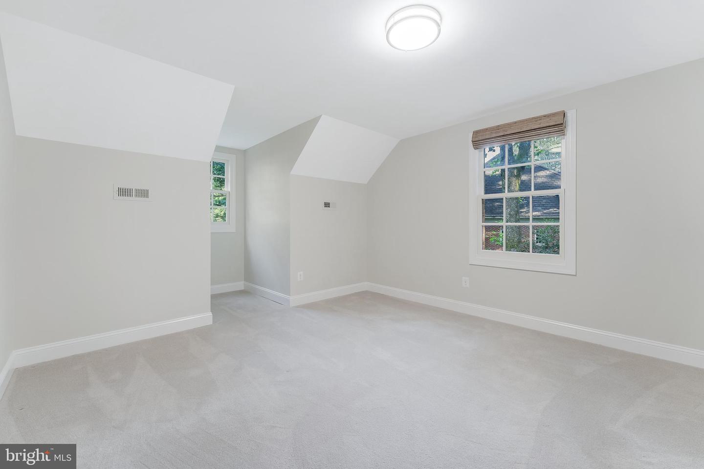 1246 DALEVIEW DR, MCLEAN, Virginia 22102, 6 Bedrooms Bedrooms, ,5 BathroomsBathrooms,Residential,For sale,1246 DALEVIEW DR,VAFX2252828 MLS # VAFX2252828
