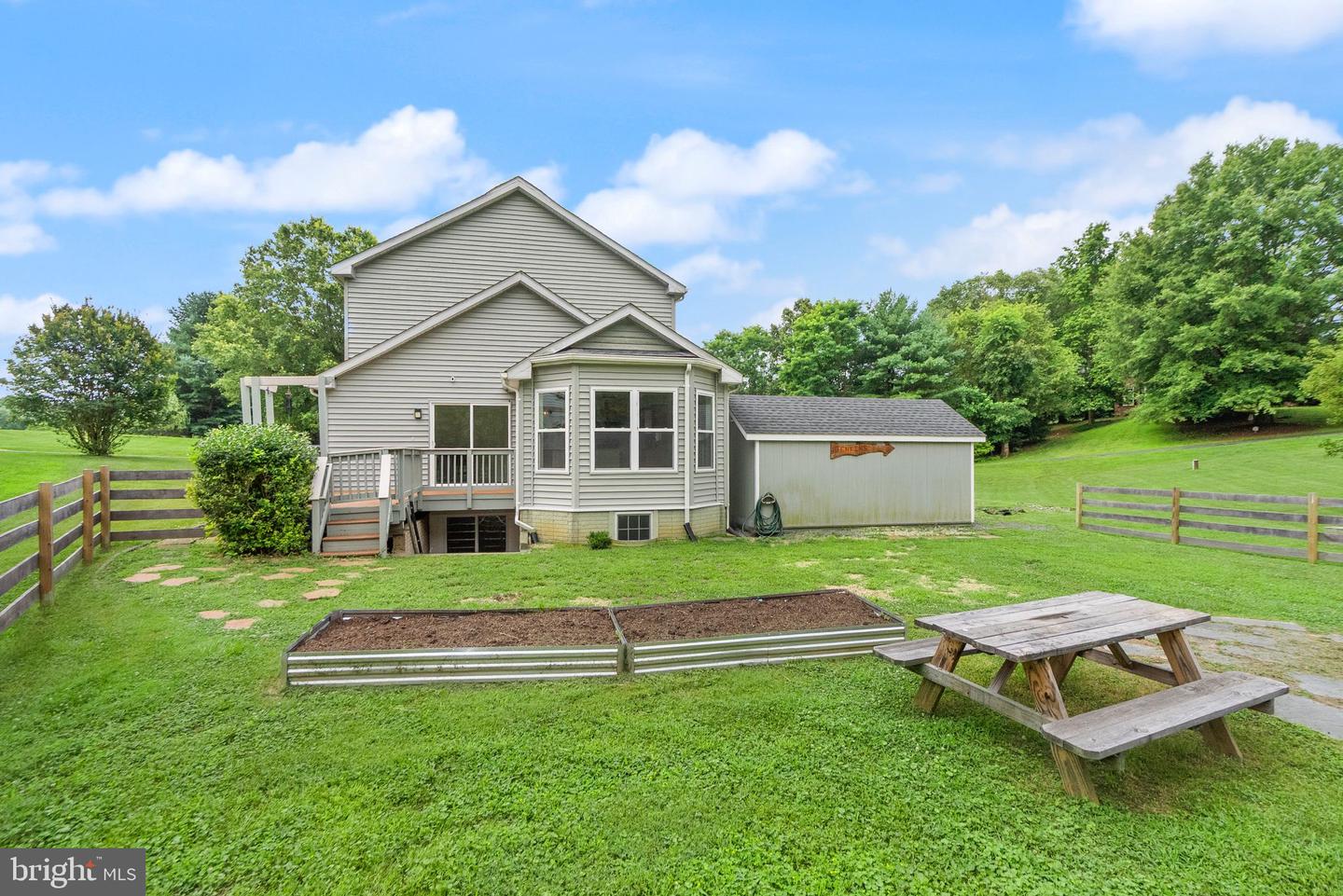 37400 WHITACRE LN, PURCELLVILLE, Virginia 20132, 3 Bedrooms Bedrooms, ,2 BathroomsBathrooms,Residential,For sale,37400 WHITACRE LN,VALO2100998 MLS # VALO2100998